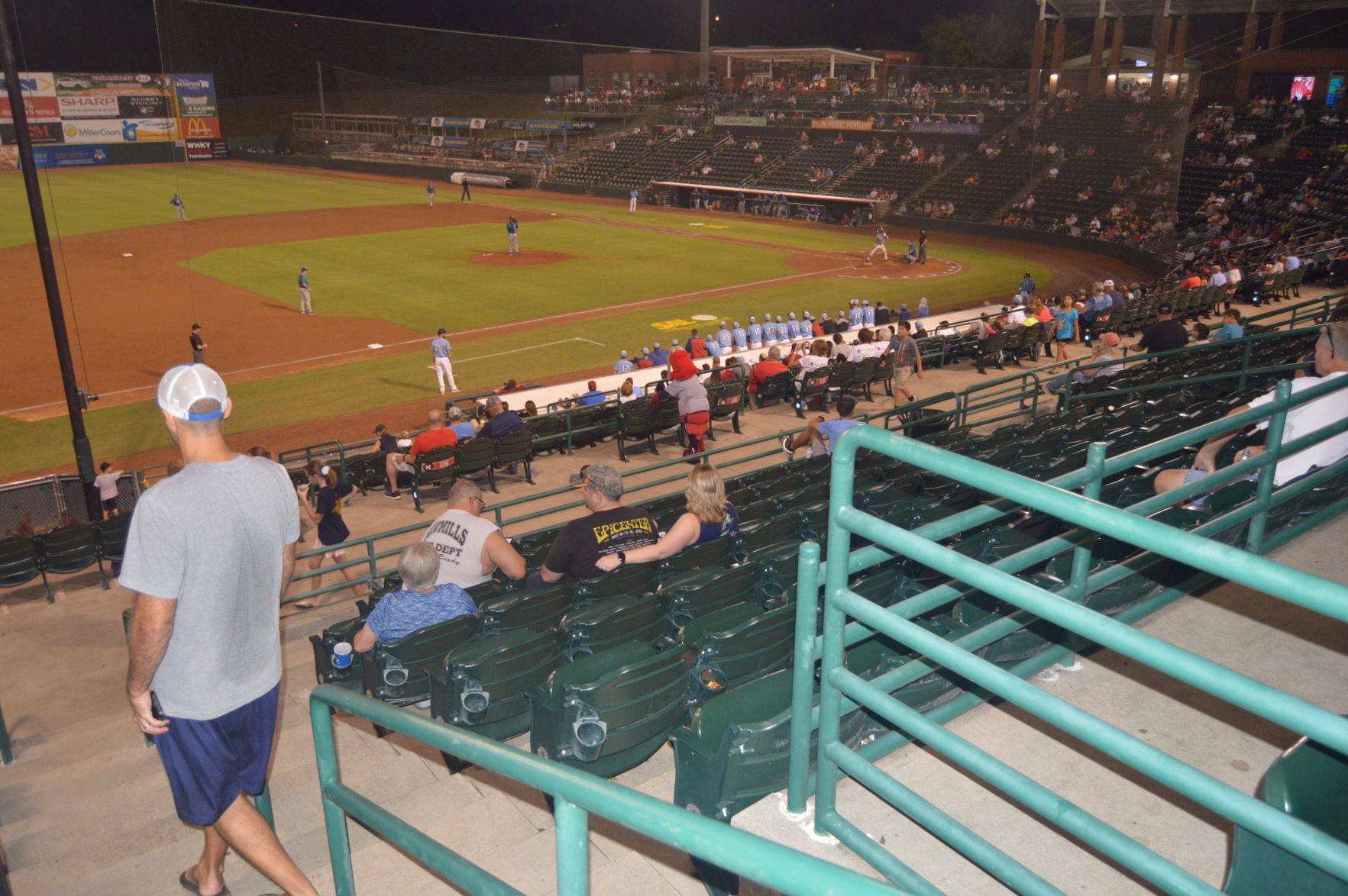 crawdads hoppin' (116).JPG